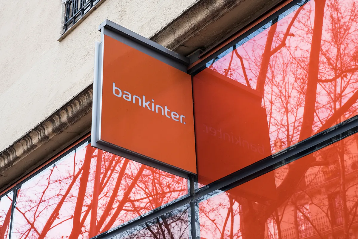 Bankinter celebra su convención de directivos con Felipe González como invitado
