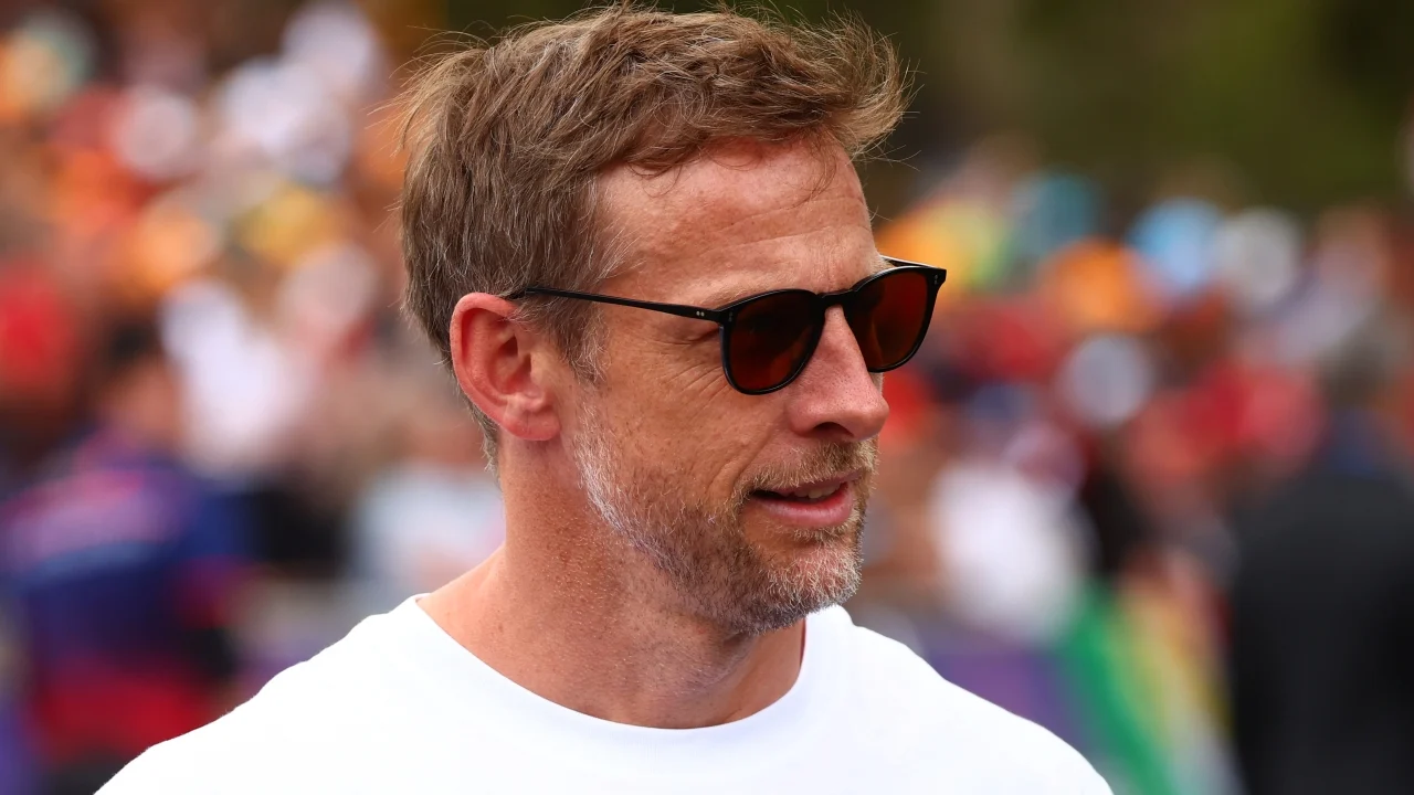 Button revive su duelo con Alonso en McLaren-Honda: “Me encantaba el desafío de intentar vencerle con la misma máquina”