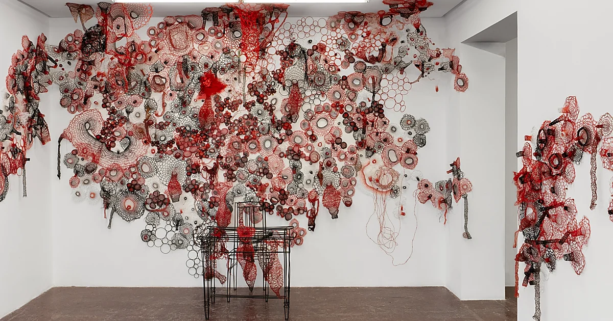 Chiharu Shiota: entramado interior