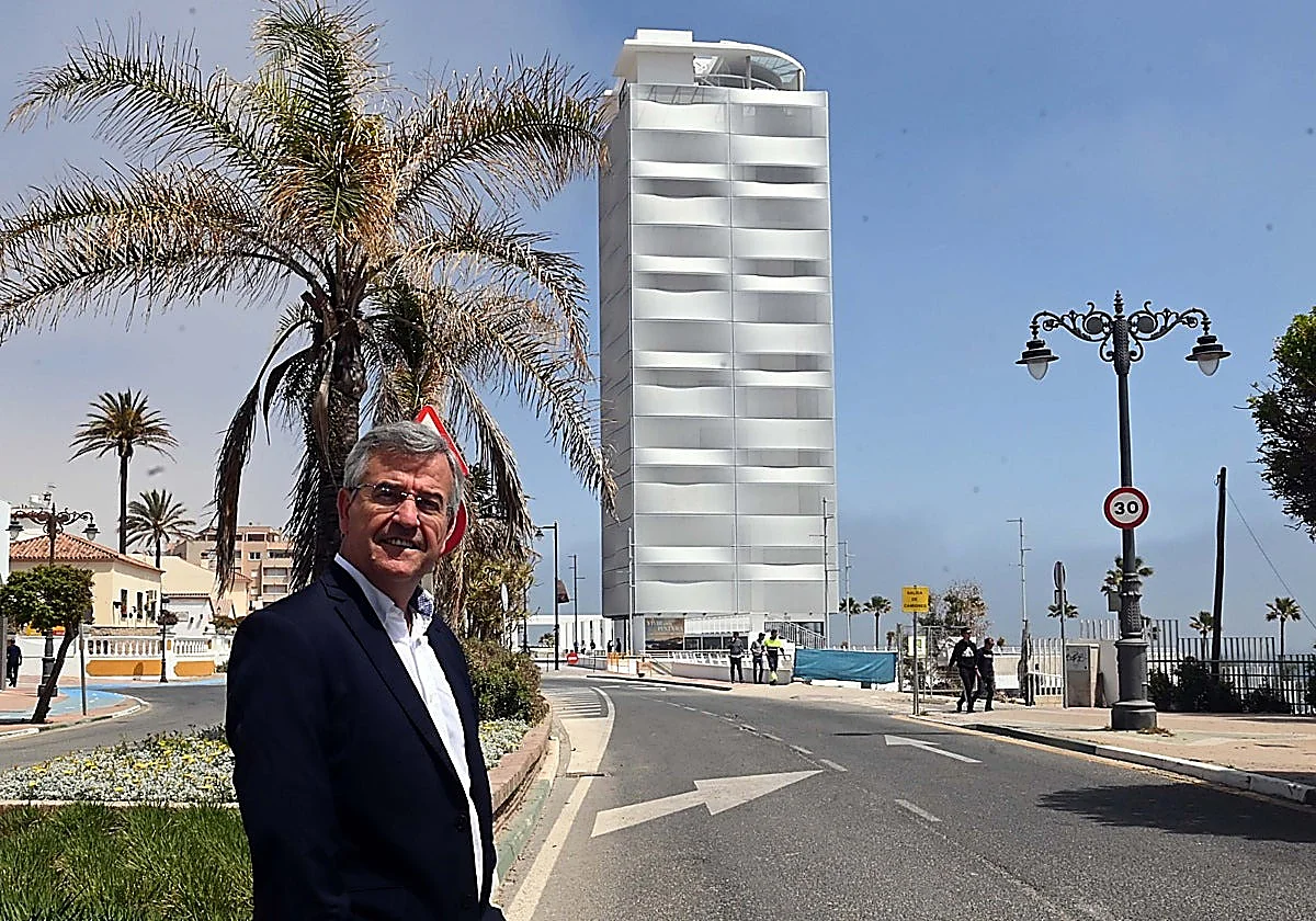 La Fiscalía pide investigar al alcalde de Estepona por un presunto delito de tráfico de influencias