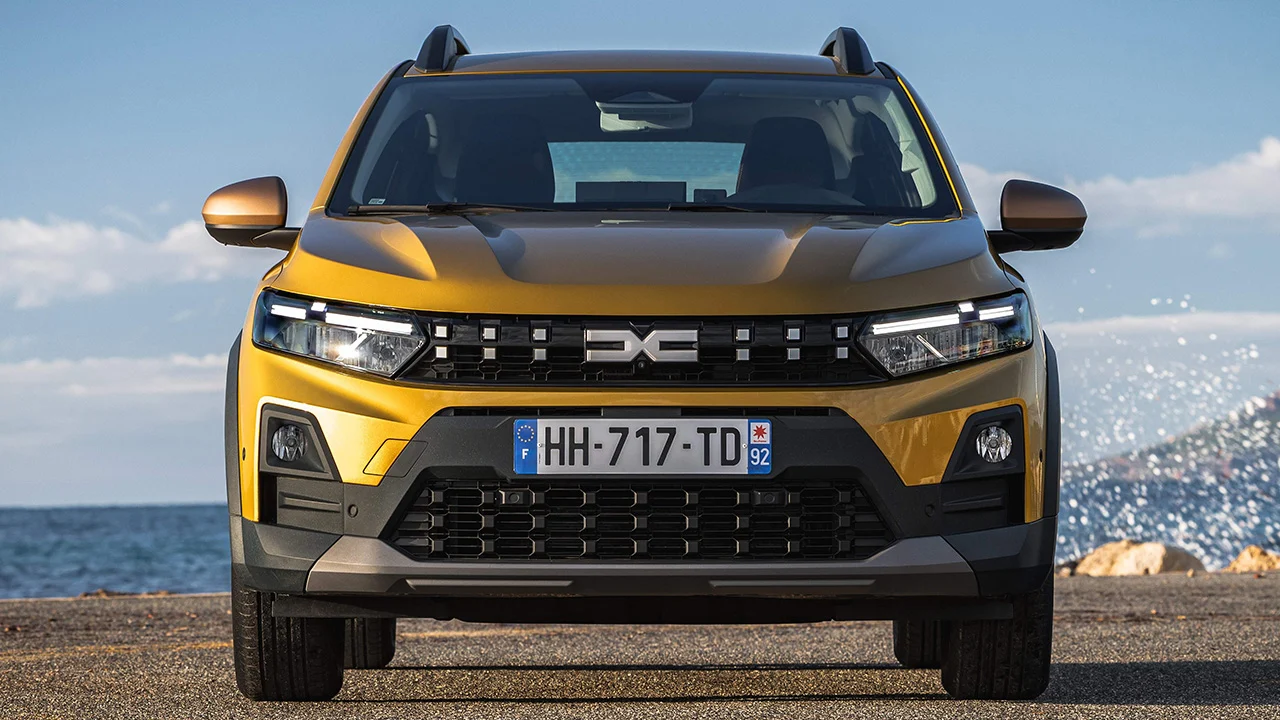 El Sandero exclusivamente eléctrico tendrá que esperar, Dacia traza su plan y los motores térmicos siguen dentro