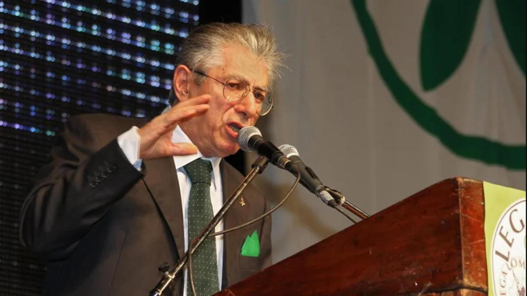 Muere Umberto Bossi, fundador del partido italiano Liga Norte, a los 84 años: el provocador que soñó independizarse de Italia