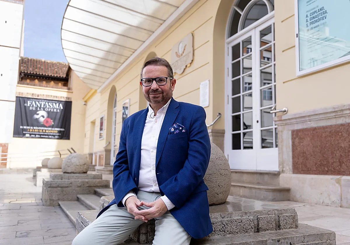 Ignacio Castillo: «El pregón combina mucha reivindicación con el canto a la ciudad y las devociones»