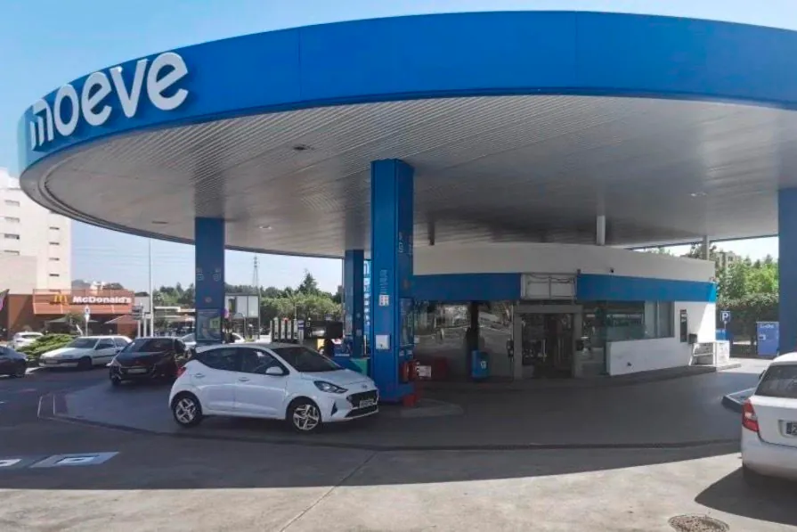 Moeve y Naturgy responden a Repsol con una guerra de ofertas "anticrisis"