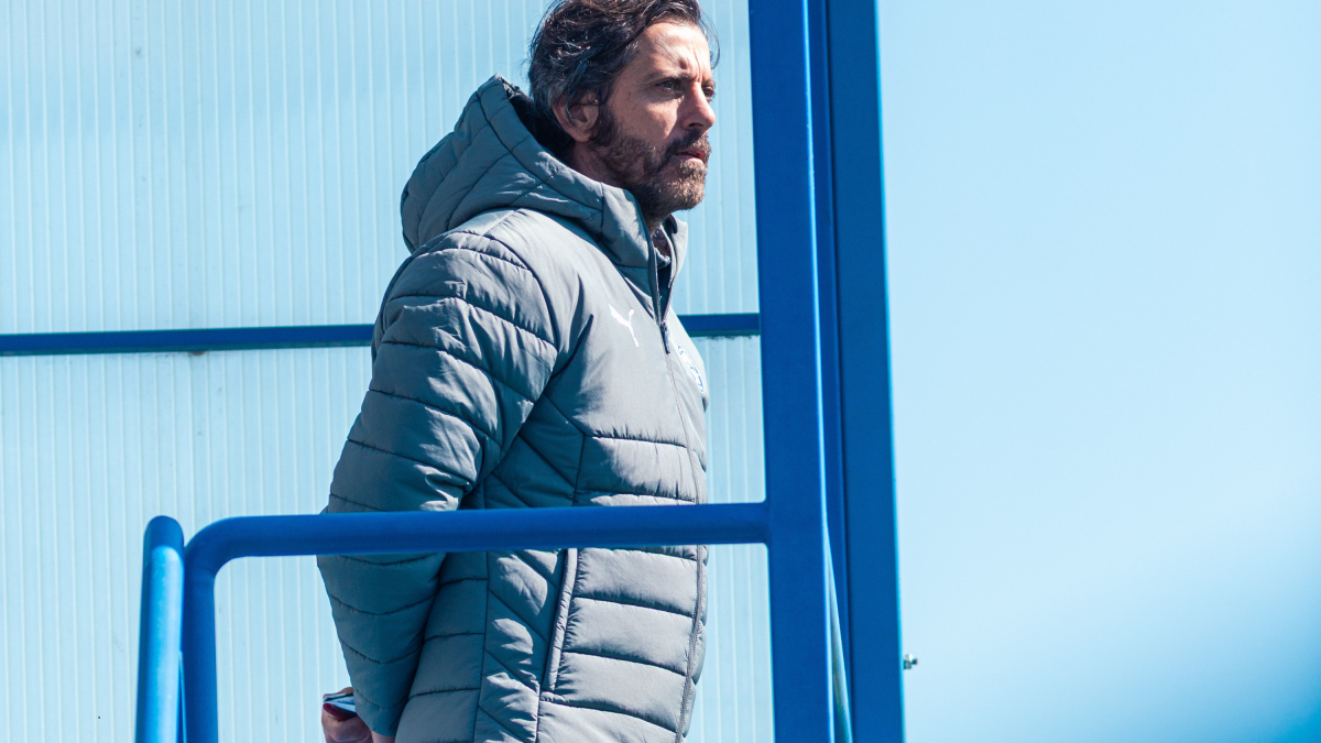 Quique: “Estar 13 jornadas encajando va muy en contra de los objetivos del club”