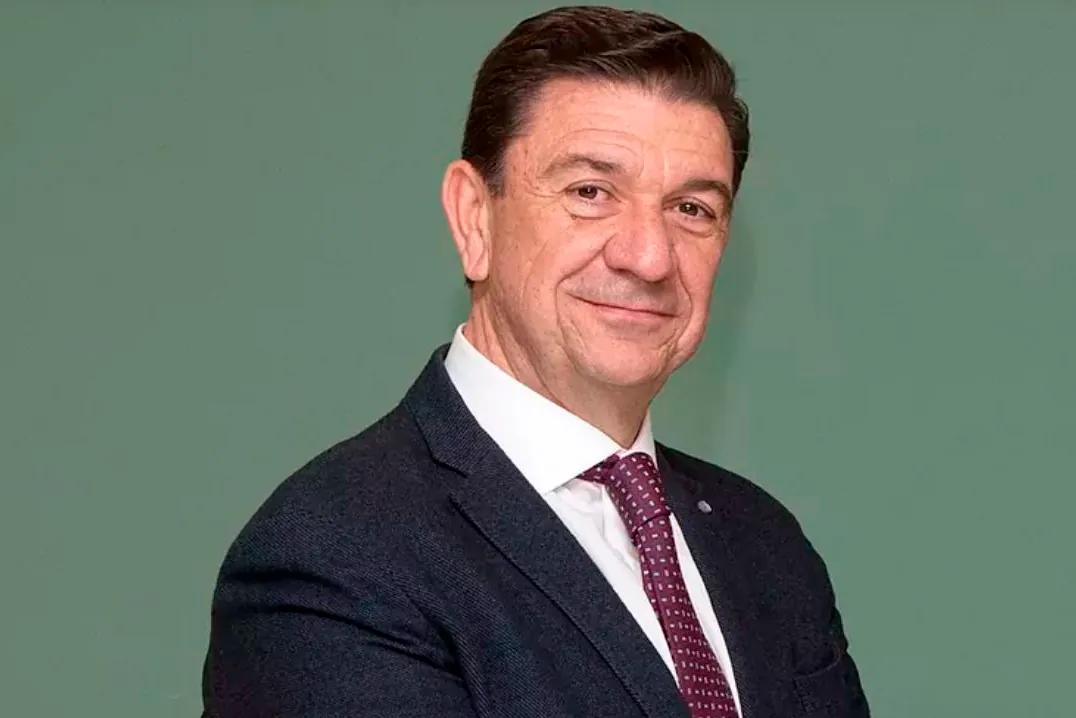 Auren y Kepler subena 1,2 millones la minuta del concurso de Urbas