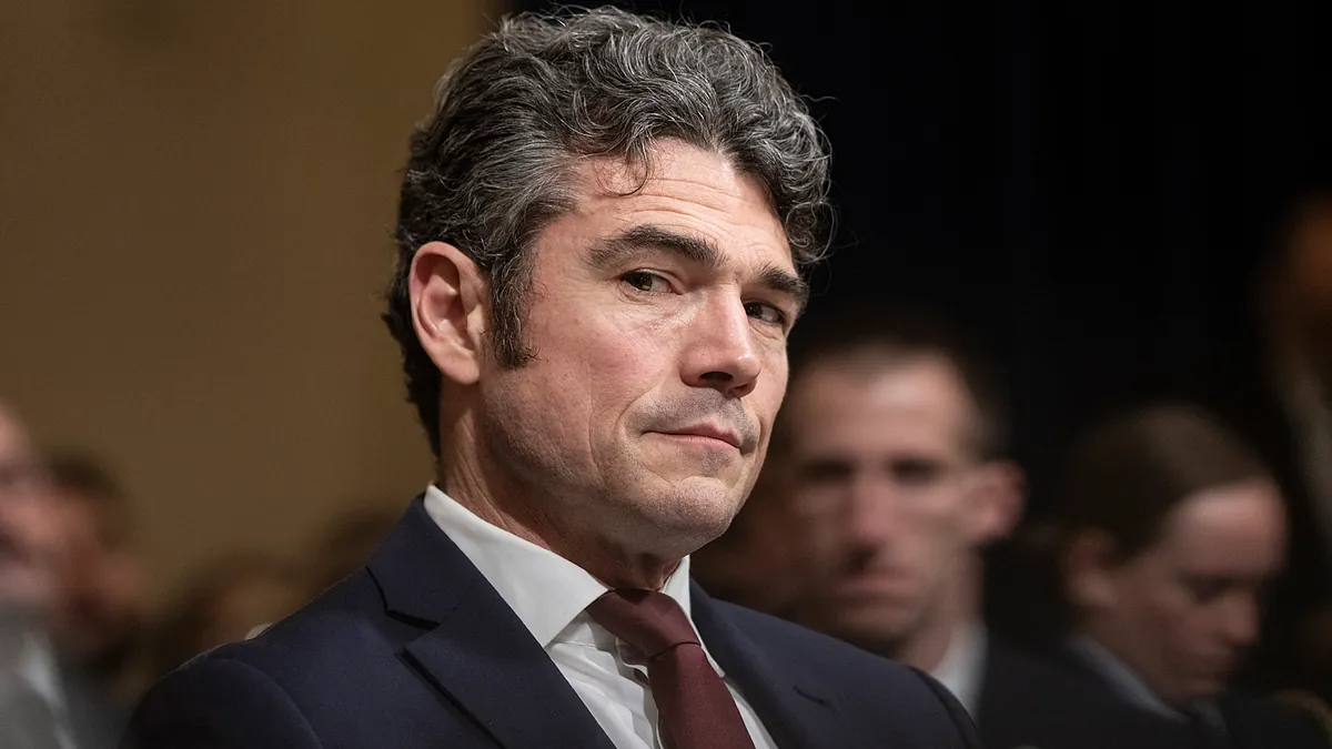 Joe Kent: el boina verde que desafía a Trump