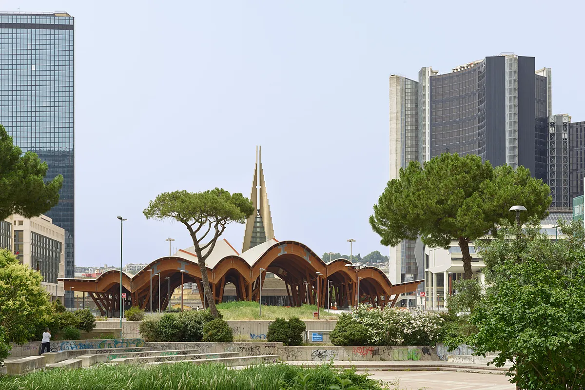 Próxima estación, arquitectura: Benedetta Tagliabue lleva el arte al Metro de Nápoles