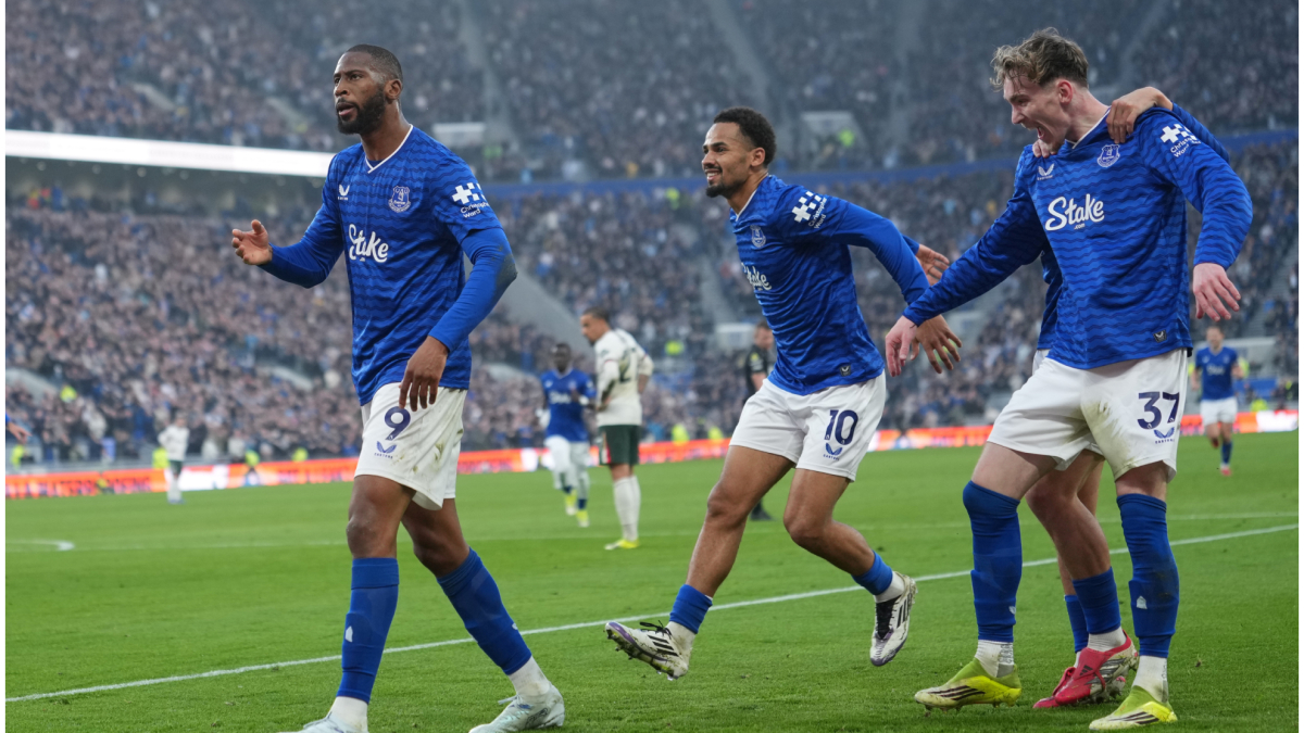 Paliza del Everton al Chelsea que aprieta las plazas de Champions