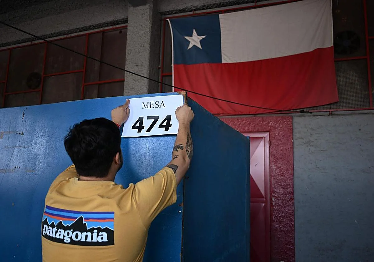 Chile dirime en las urnas la lucha entre la izquierda y la ultraderecha