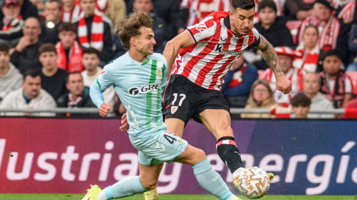 Ortiz regresó lesionado de San Mamés y pasará pruebas médicas