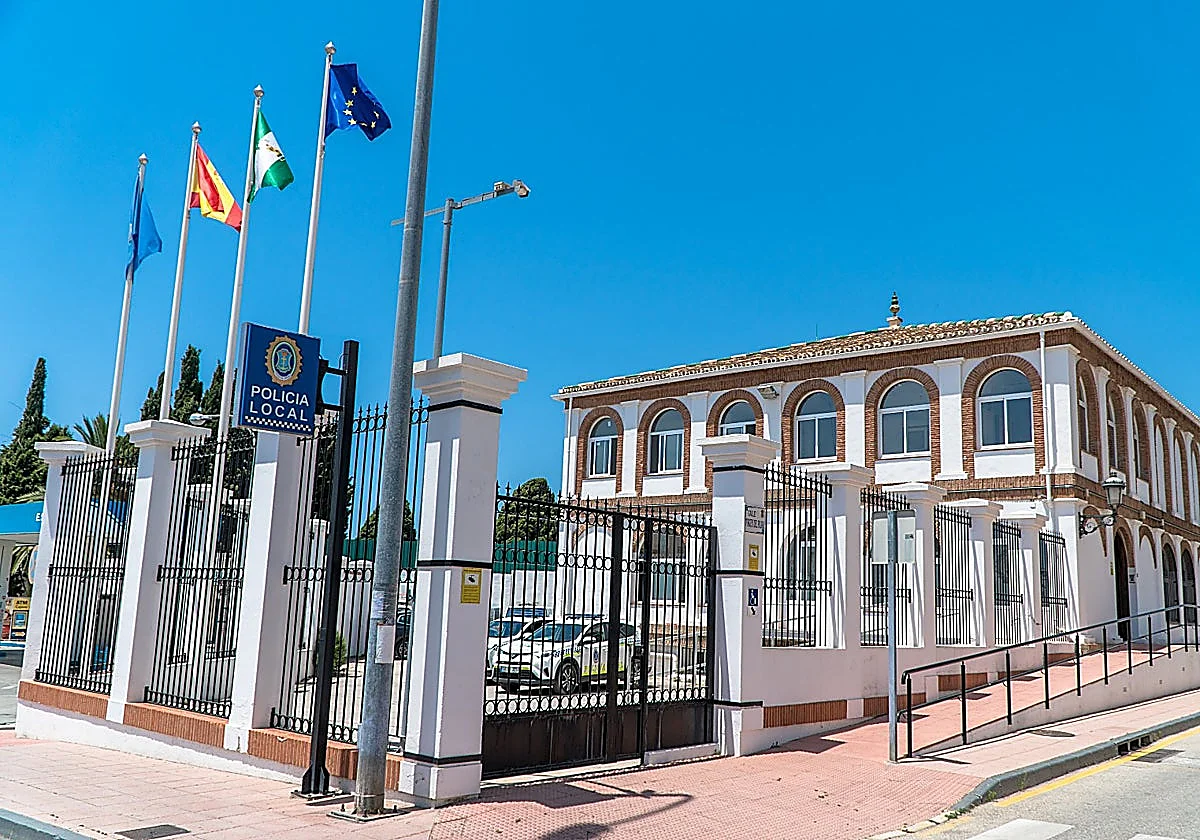 Solar panels to be installed on Nerja's Local Police station