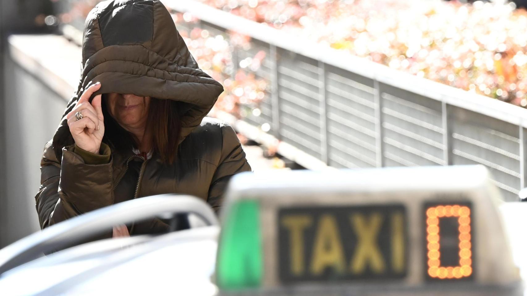 Leire, Antxon y Fernández buscaban "el máximo beneficio con el cobro de comisiones" por "influir" en expedientes públicos