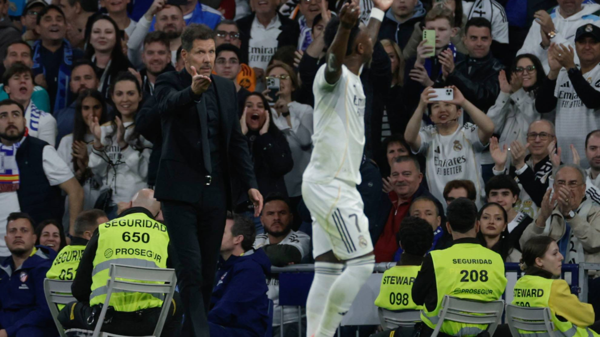 Vini se la devuelve al Cholo: "Me van a vender, me van a vender"