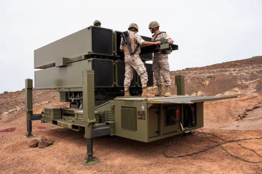 Defensa compra a la italiana Leonardo camiones para sistemas de misiles