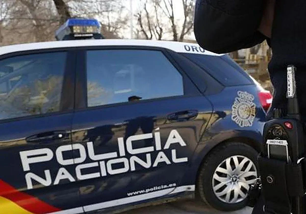 Detienen a un hombre por amenazar de muerte a su mujer con un cuchillo de cocina en Málaga