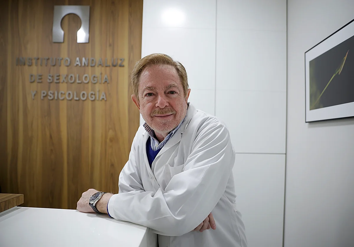 «Una pareja que, después de diez años, se sigue besando de manera prolongada cuenta con un vínculo muy potente»