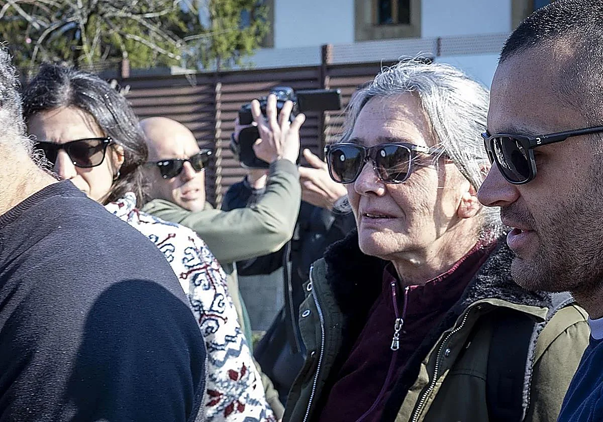 La exjefa de ETA 'Anboto' sale de prisión tras lograr el régimen de semilibertad