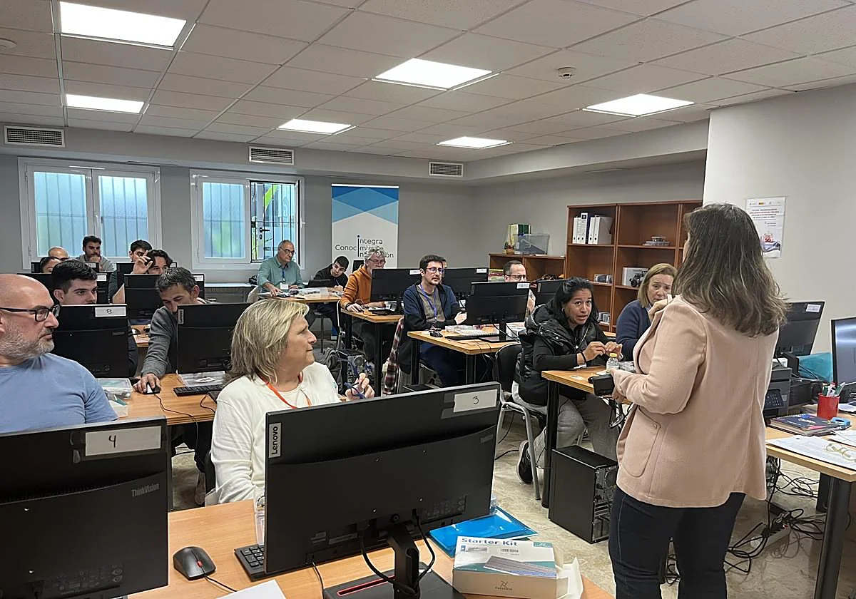 180 plazas gratuitas para especializarse en las tecnologías del futuro este 2026