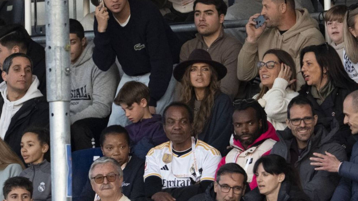 Sara Carbonero y Javi Balboa, espectadores del Mundial para ver a sus hijos