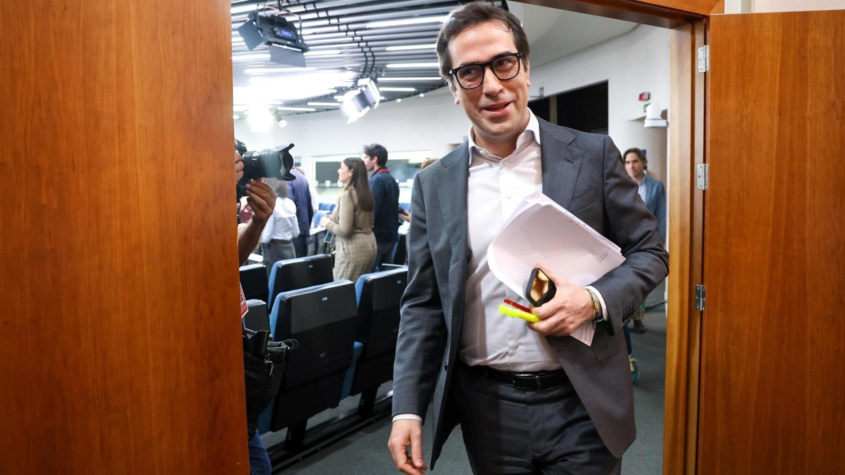 El posible ascenso de Cuerpo en el cambio de Gobierno para sustituir a María Jesús Montero preocupa e irrita a Sumar