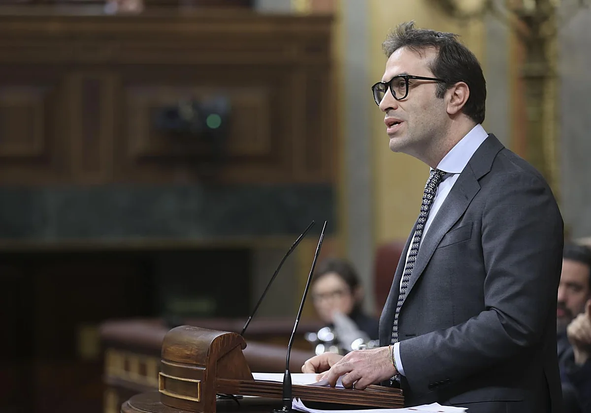 El plan anticrisis por Irán sale adelante con el único voto en contra de Vox