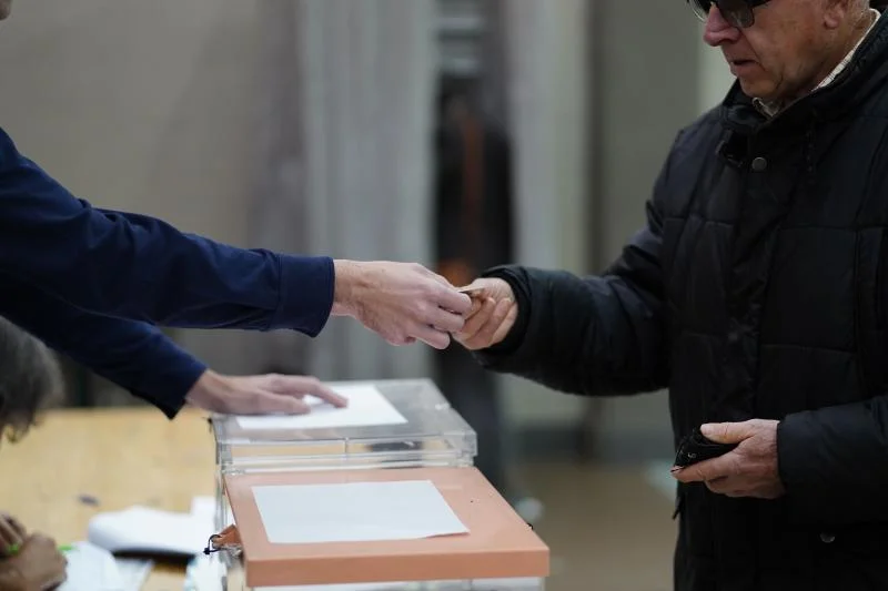 La Junta Electoral suspende el uso del DNI digital cara a a las elecciones en Andalucía