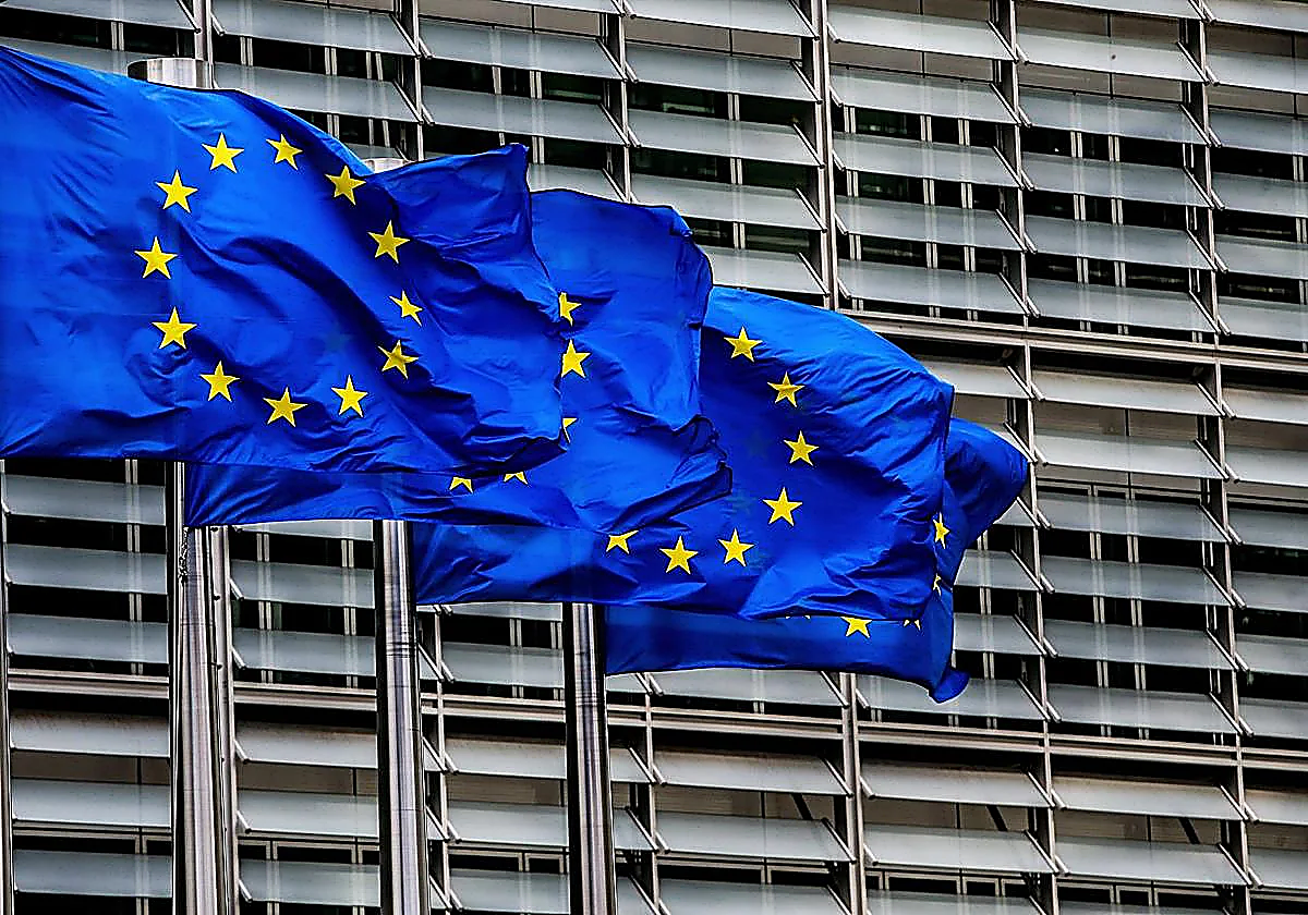 Brussels accuses several porn sites of insufficient underage protective measures