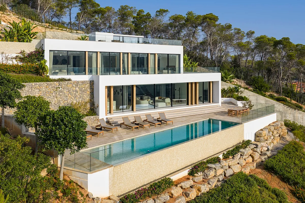 En la cima inmobiliaria: el lujo de vivir en los municipios más caros de España