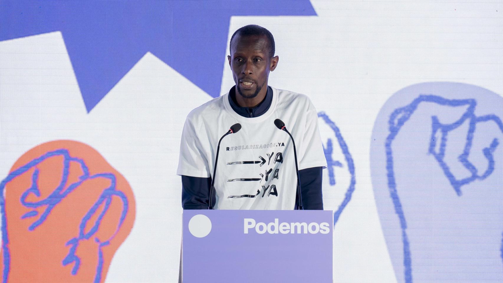 La Policía acusa al exdiputado de Podemos Mbaye del altercado que llevó a su arresto tras negarse a ser identificado