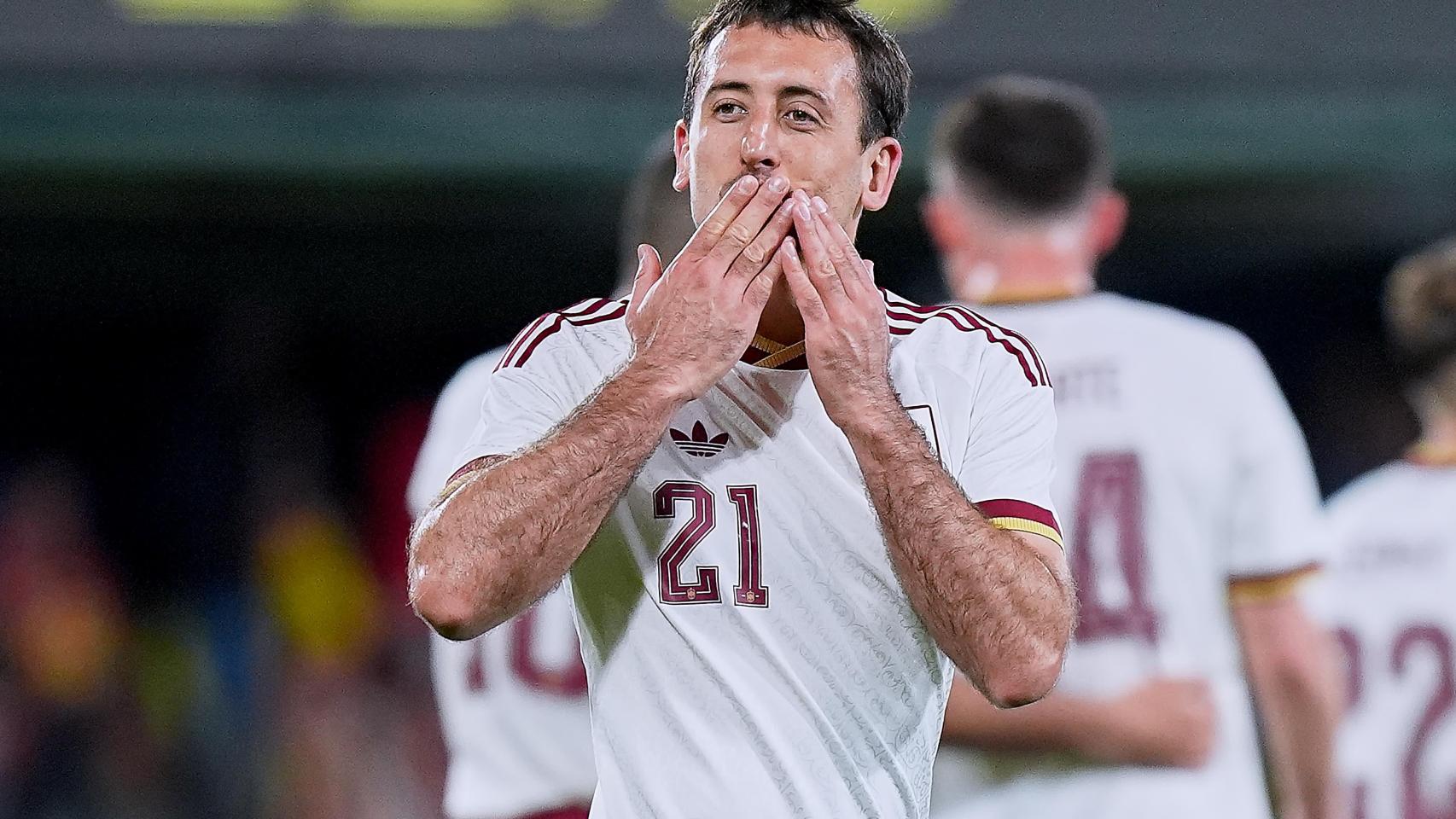 Oyarzabal enseña los dientes antes del Mundial y lidera la victoria de España ante Serbia