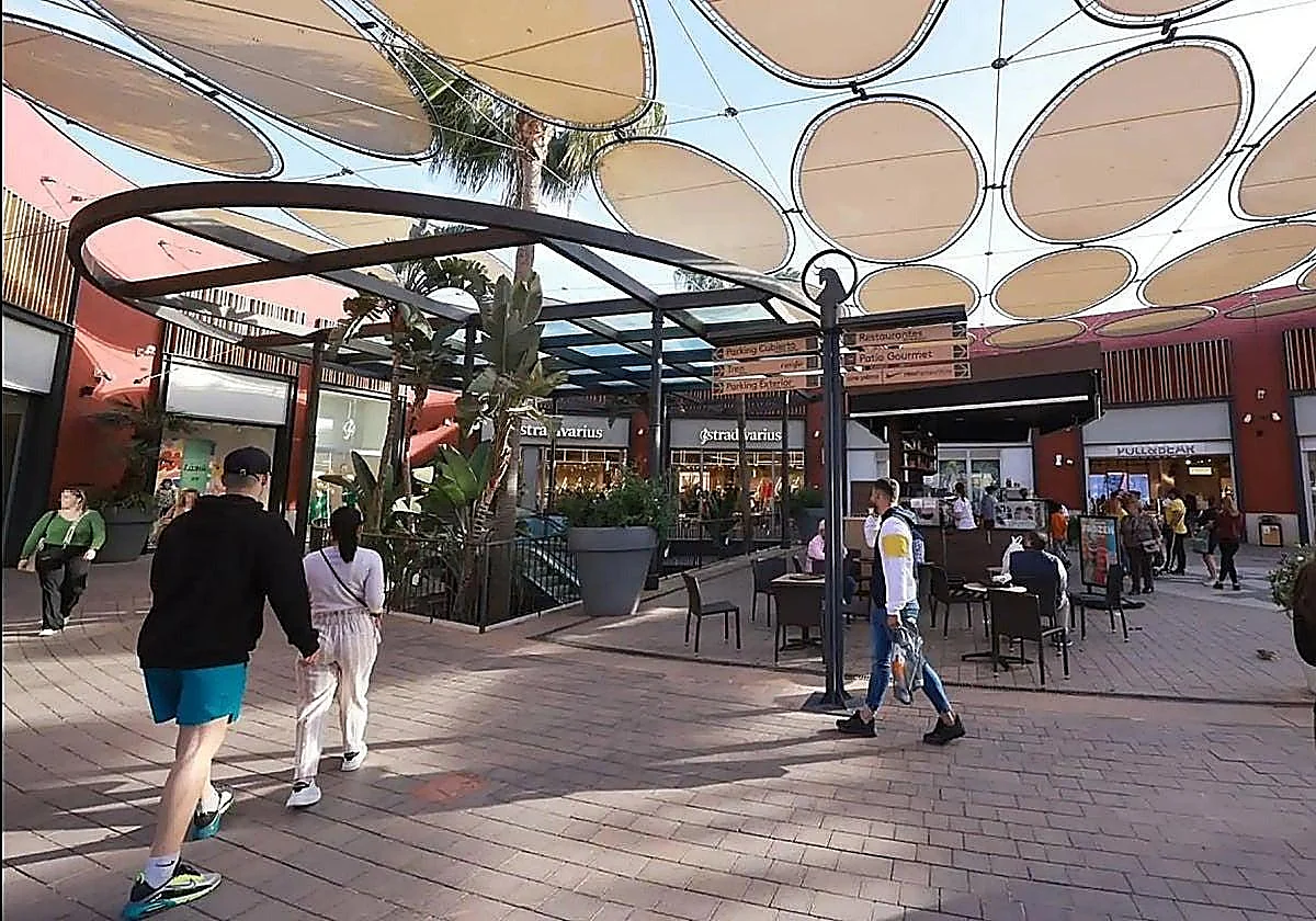 ¿Qué días abren en Semana Santa en Málaga las tiendas y centros comerciales?