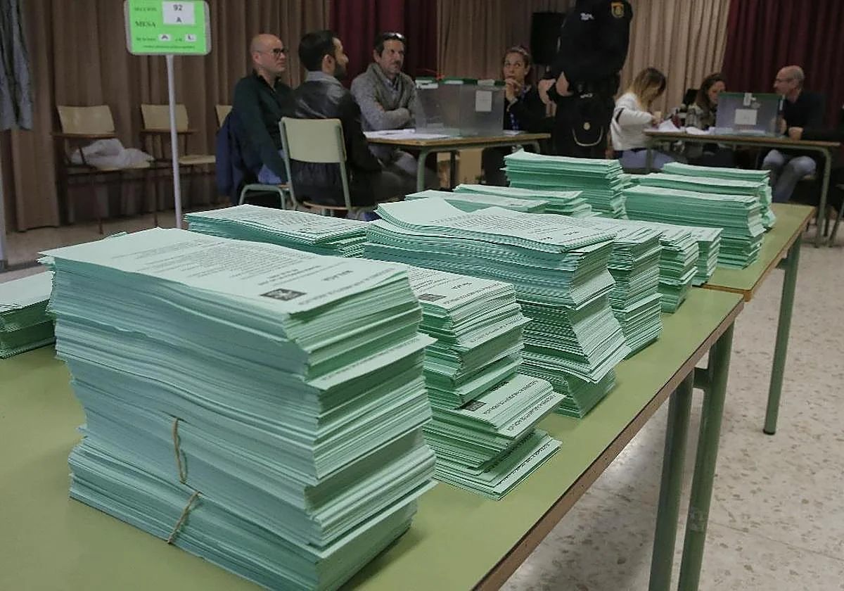 Cerca de 369.000 andaluces podrán votar por primera vez en elecciones autonómicas