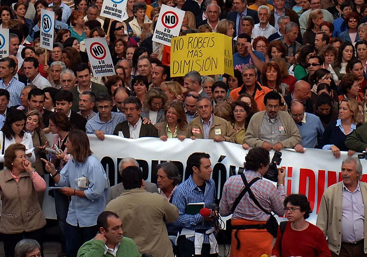 «Si Rajoy no aplaza la deuda del GIL, con total seguridad nos habrían intervenido»