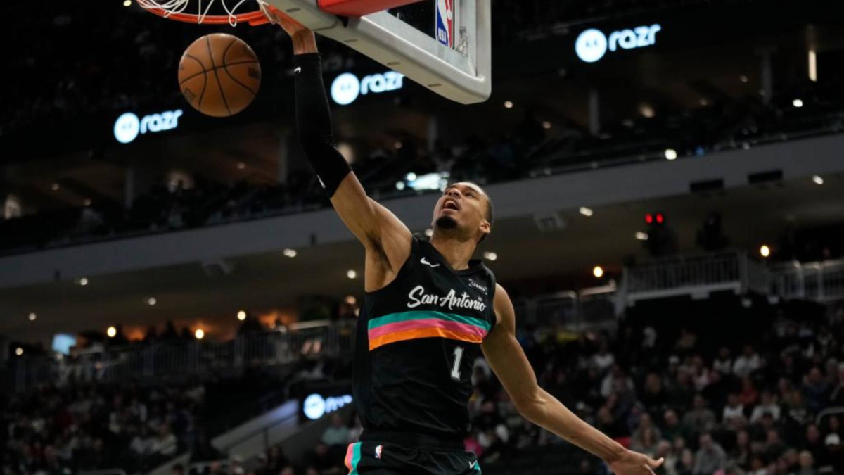 Wembanyama aplasta y deja sin playoffs a unos Bucks en ruinas