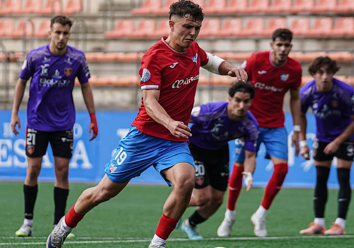 El Estepona y el Malagueño vuelven a perder y las opciones de la salvación ya son mínimas