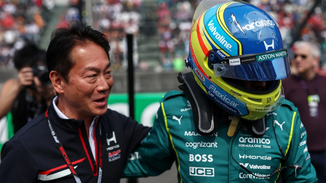 Honda aclara la confusión de Alonso con las vibraciones en Suzuka: “El viernes probamos algo que no pudimos mantener”