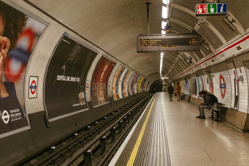 En 1863, Londres cavó un túnel entre Paddington y Farringdon: así nació la obra de ingeniería más brutal de la historia urbana