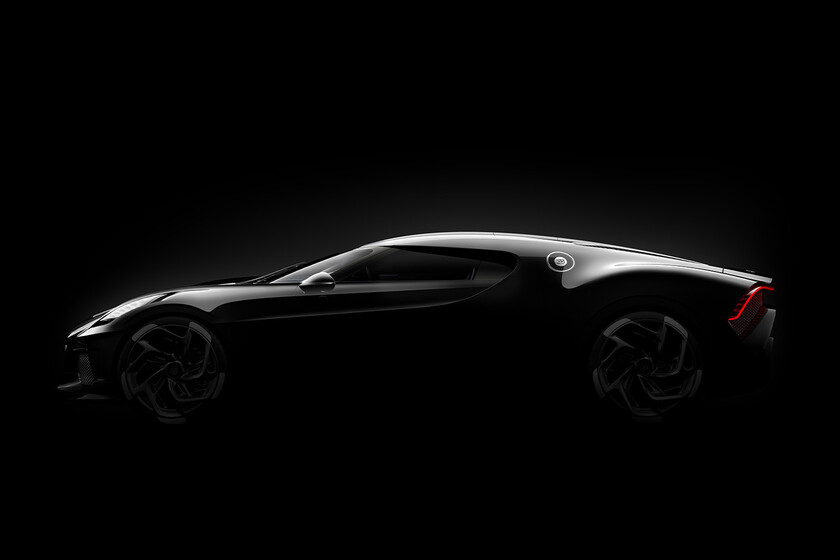 Solo existe un Bugatti La Voiture Noire y nadie sabía quién era su dueño. La respuesta estaba en el garaje de los Porsche