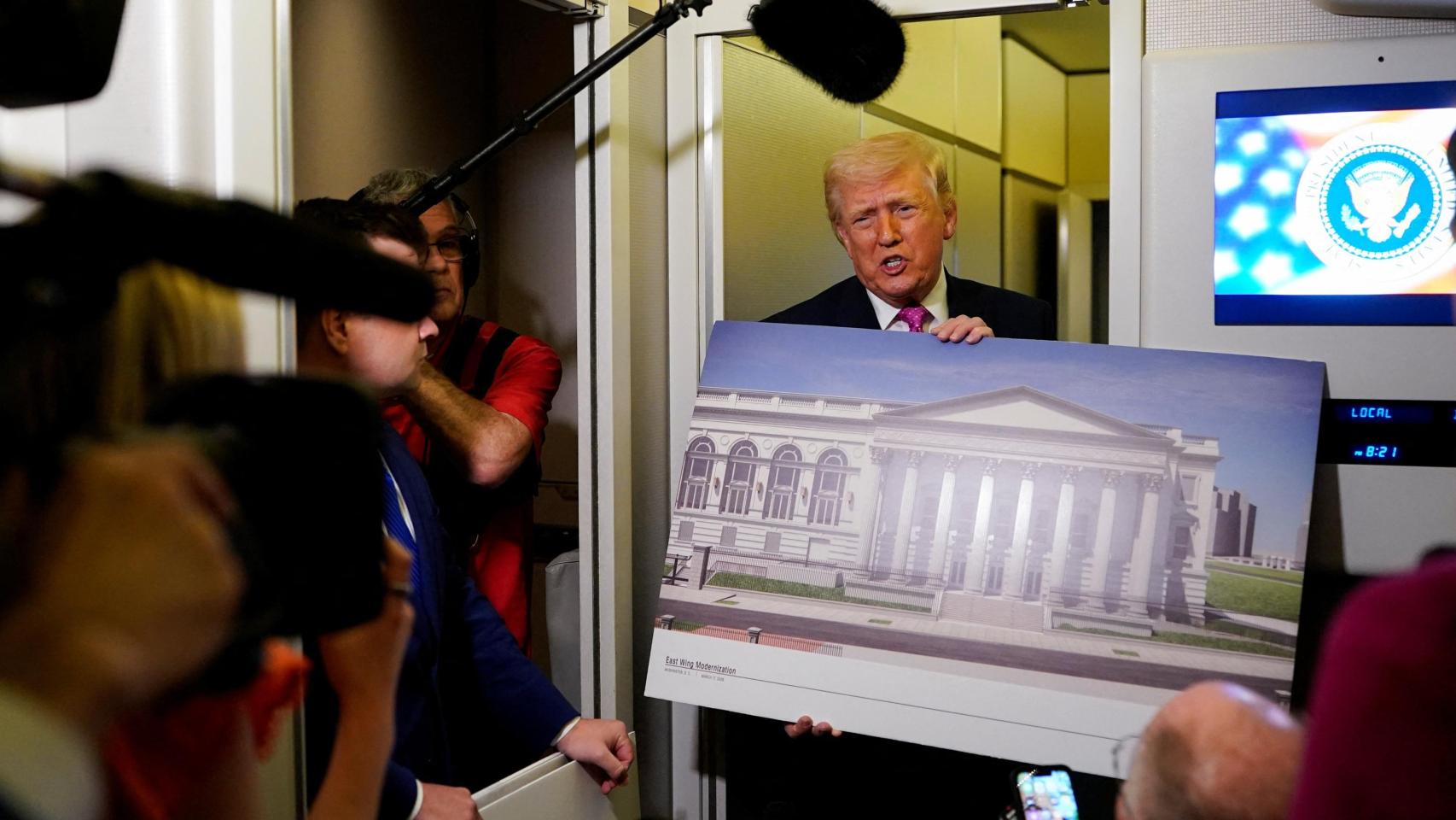 Trump revela que su nuevo salón de baile en la Casa Blanca ocultará una enorme base militar subterránea