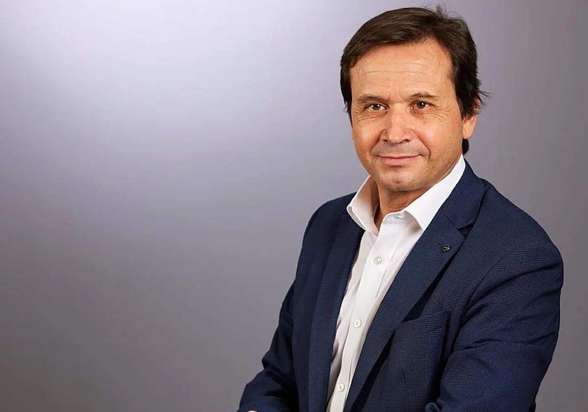 «Nuestra estrategia es ofrecer una multitud de soluciones, 100% eléctrico, pero también combustión»