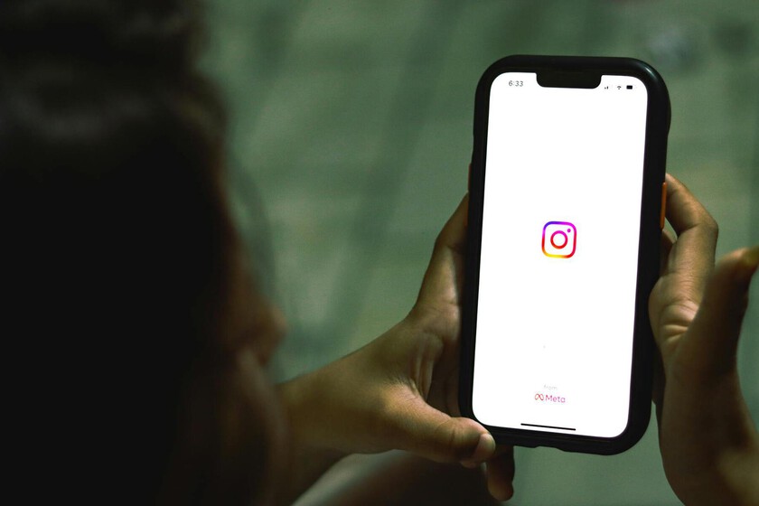 Instagram quiere que puedas cotillear las historias de tu ex sin que te pille. Pagando, claro