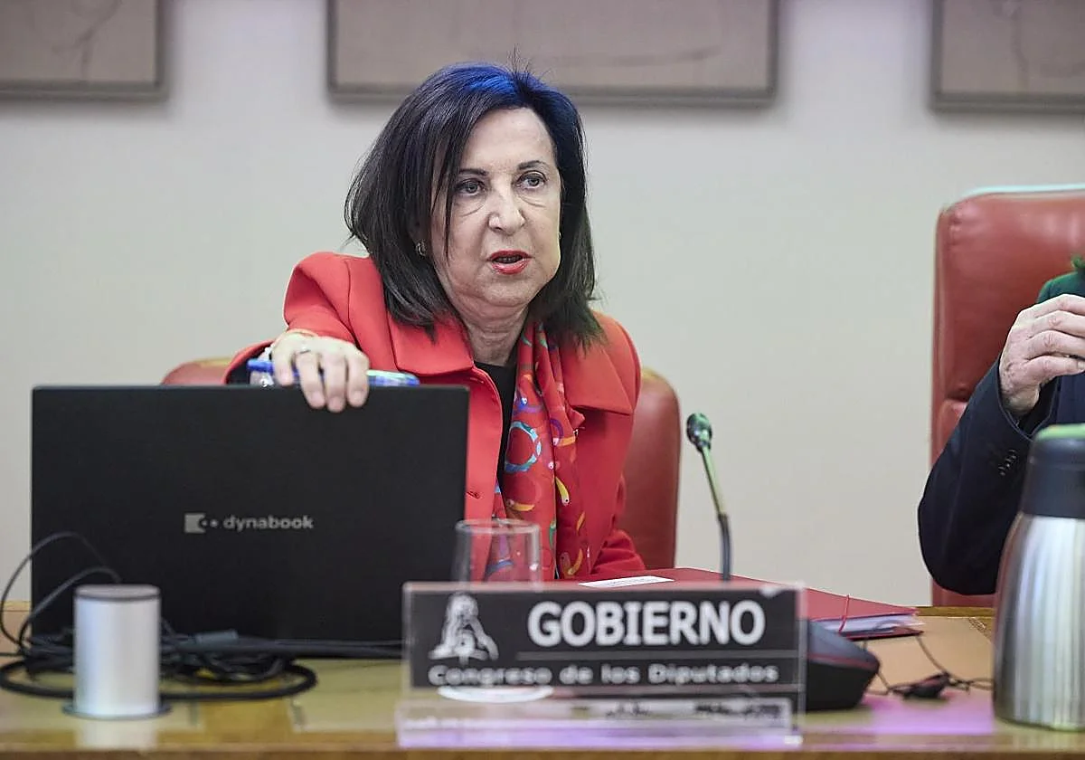 Robles justifica el cierre del espacio aéreo a aviones relacionados con el ataque a Irán: «Es una guerra ilegal»