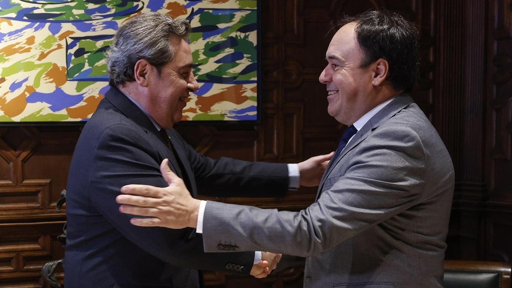 PP y Vox pactan que los "centros de menas" se ubiquen "a las afueras" de las ciudades para "evitar problemas de seguridad"