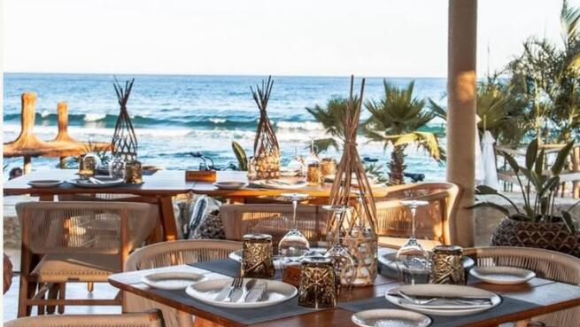 Almuerzo para 2 en La Perla Marbella por 72 euros