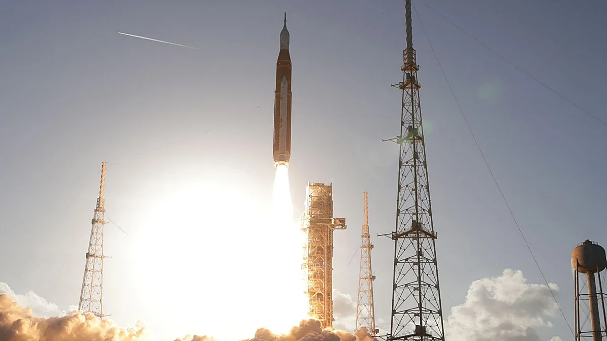 Despega la primera misión tripulada a la Luna en los últimos 53 años