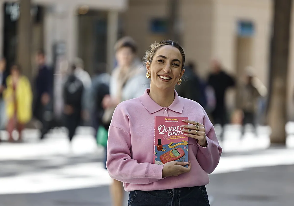 Paula Orell, la psicóloga malagueña que triunfa en redes: «Aceptarnos no es conformarnos»