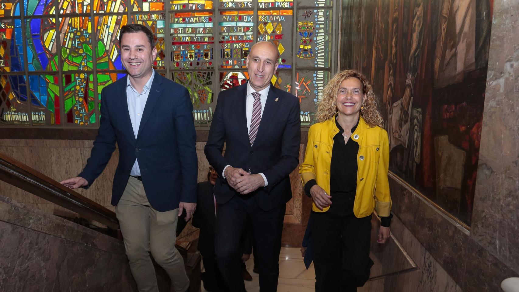 Guerra total en el PSOE de León: Cendón dice que Diez "se ha ido" del partido y De la Rosa asegura que es "el mejor alcalde"