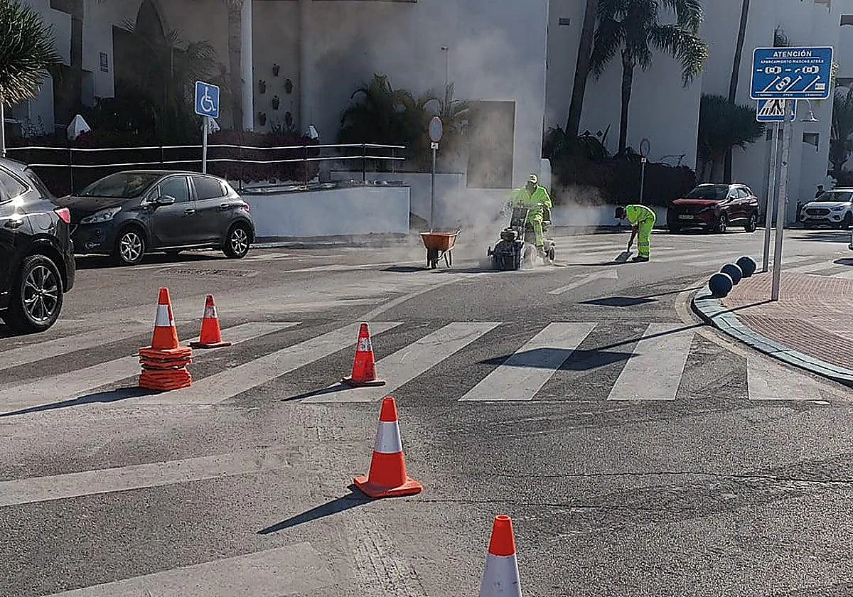 Back step taken on Puerto Marina pedestrianisation plan