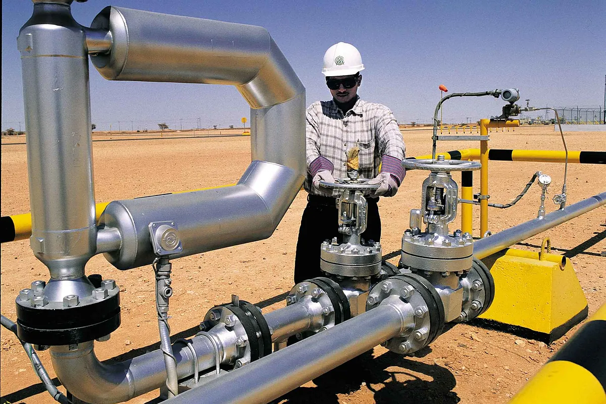 Los estados del Golfo evalúan nuevos oleoductos para sortear el estrecho de Ormuz